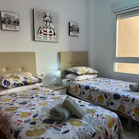 Los Alcázares Beautiful 3 Bed, 2 Bath Modern Apartment מראה חיצוני תמונה